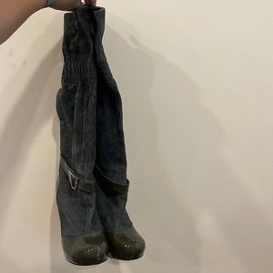 Knee high suede and patent leather hot long boot